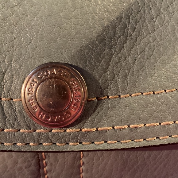 Super clean coach in a robins egg blue - Picture 6 of 11